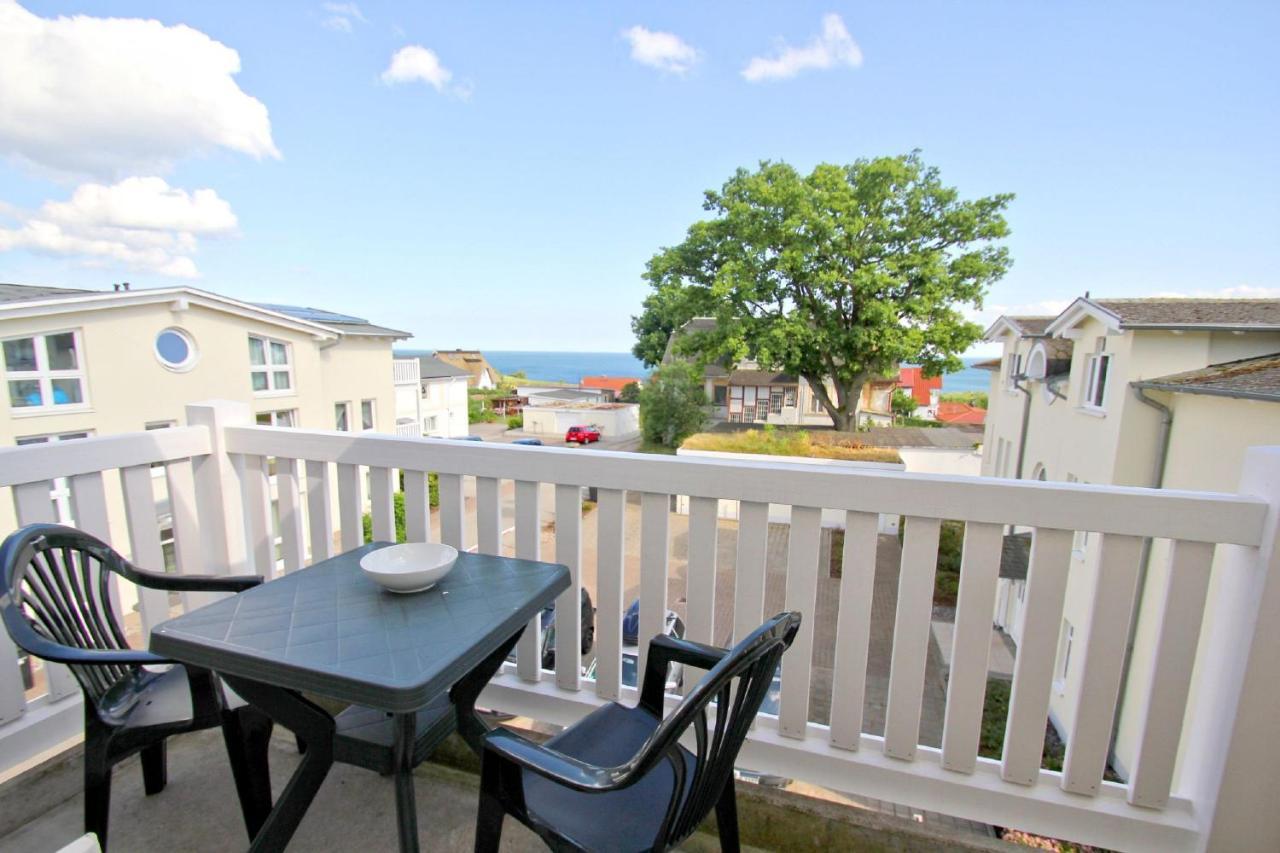Mit Meerblick Und Balkon, Gratis Nutzung Vom Ahoi Erlebnisbad Und Sauna In Sellin - Meeresblick Fewo 48 غورين المظهر الخارجي الصورة